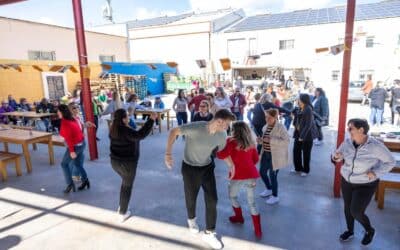 Torrevieja se vuelca con Ruanda: más de 300 personas en la comida benéfica